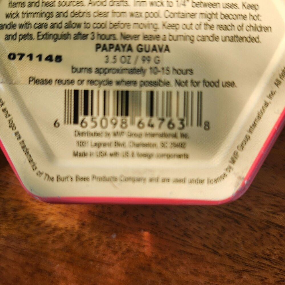 Burt's Bees Papaya Guava Soy Candle 3.5 oz Hexagonal Tin 2-Wick 10-15 Hr Burn - Picture 5 of 11